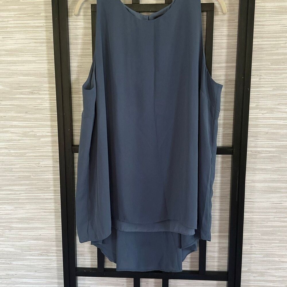Vince Camuto teal blue slate sleeveless layered silky blouse. L
